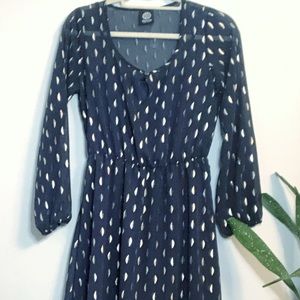 Bobeau Navy and Gold V-neck dress